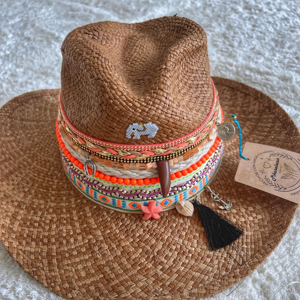 Hand made hat - Picture 3 of 7